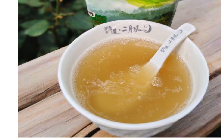 春日出游，保溫杯里面放什么最好，二月風(fēng)有機(jī)野生葛根粉陪你潤(rùn)養(yǎng)全程